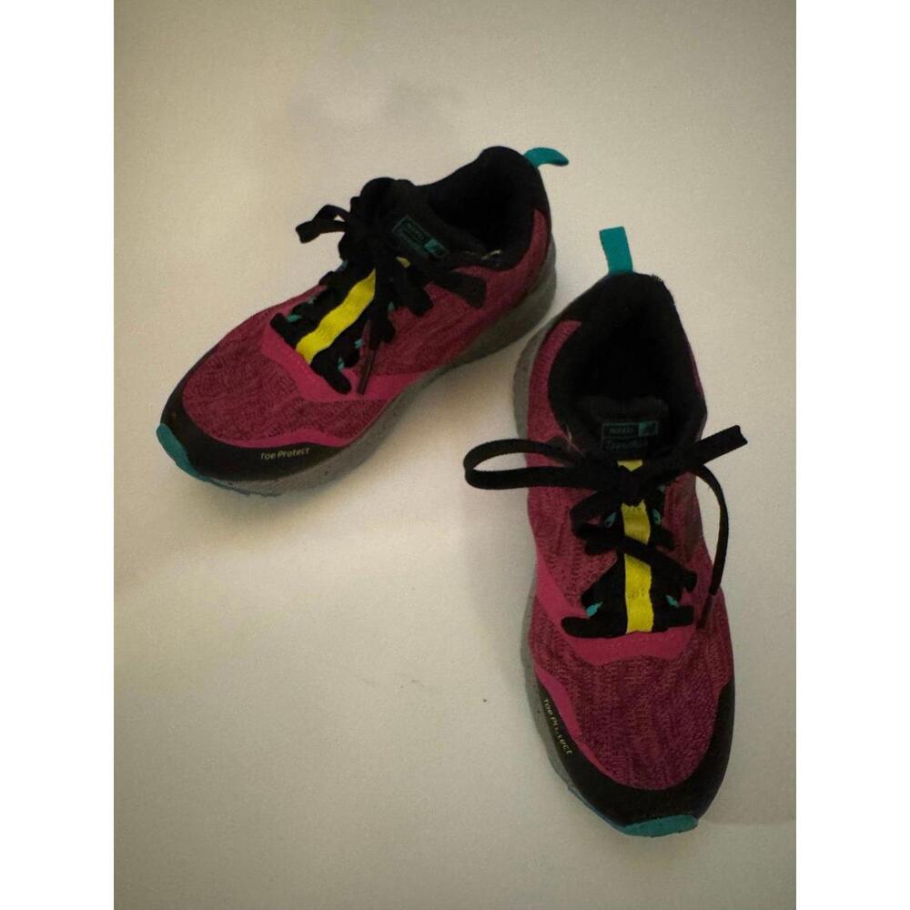 New Balance Girls’ Sneakers Shoes Size US 1